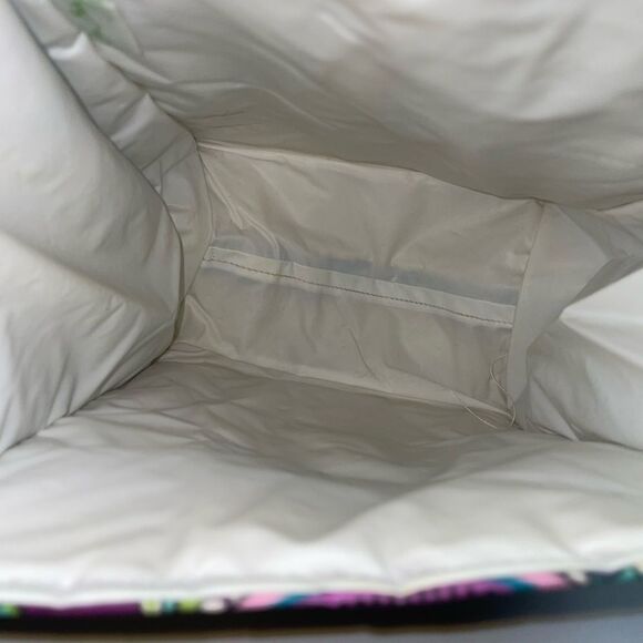 Vera Bradley Colorful Paisley Print Lunch Bag - Picture 9 of 9